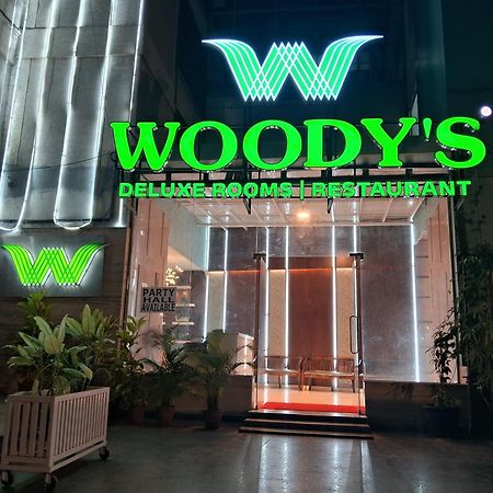 Hotel Woody'S Bangalore Exterior foto